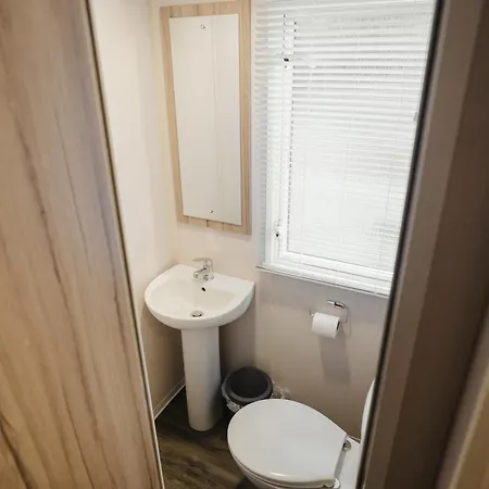Beautiful 3Bed Caravan On Windermere - On White Cross Bay Holiday Park Troutbeck Bridge Exterior photo