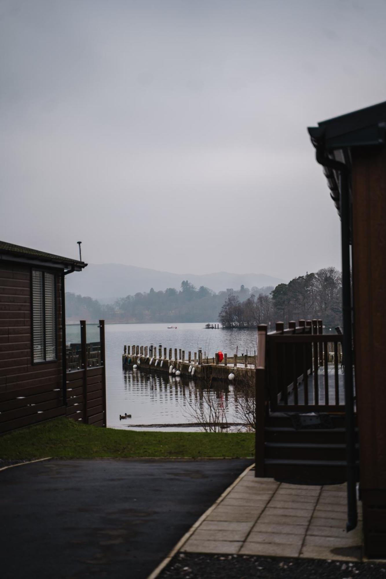 Beautiful 3bed Caravan On Windermere - On White Cross Bay
