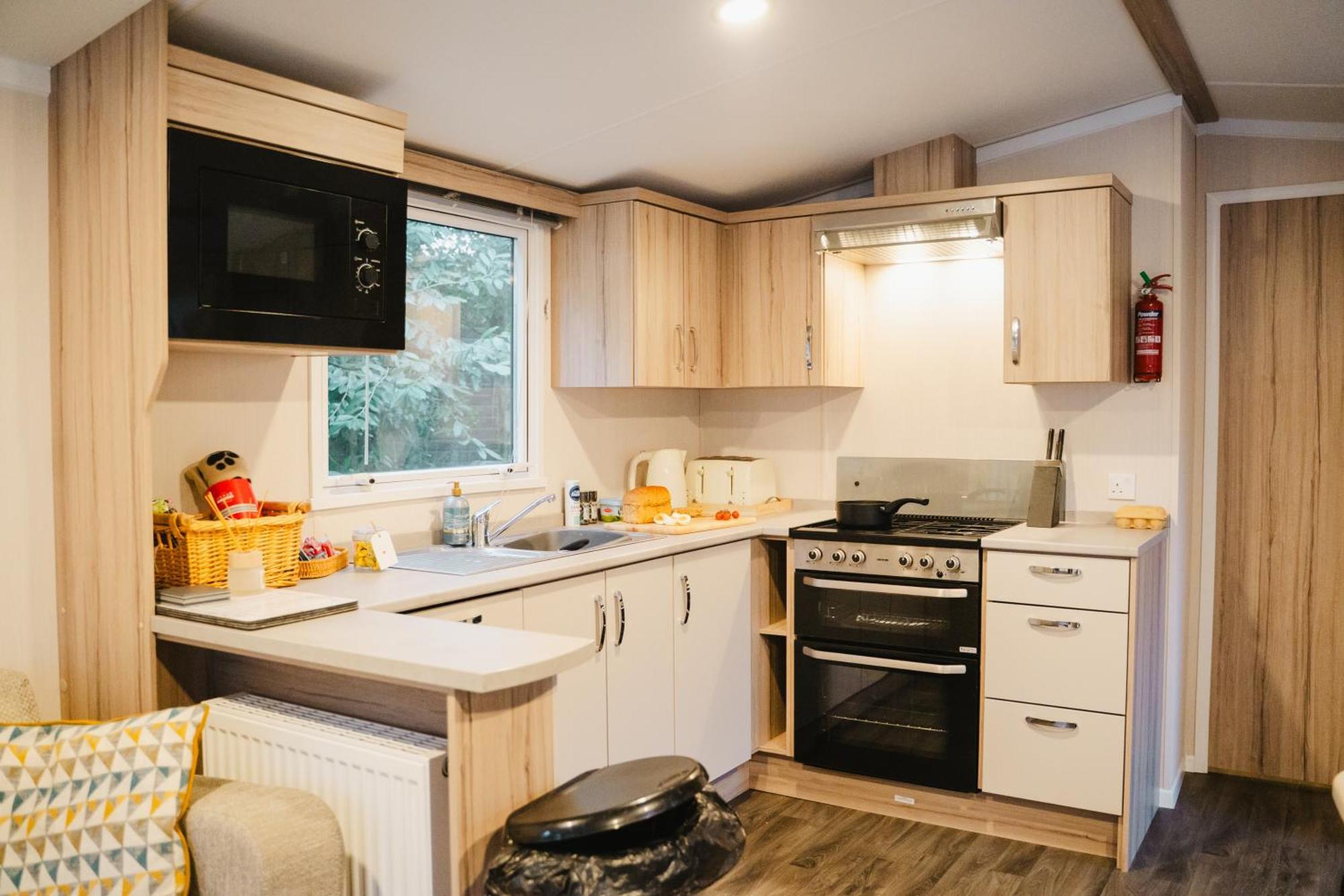 Apartment Beautiful 3bed Caravan On Windermere - On White Cross Bay *